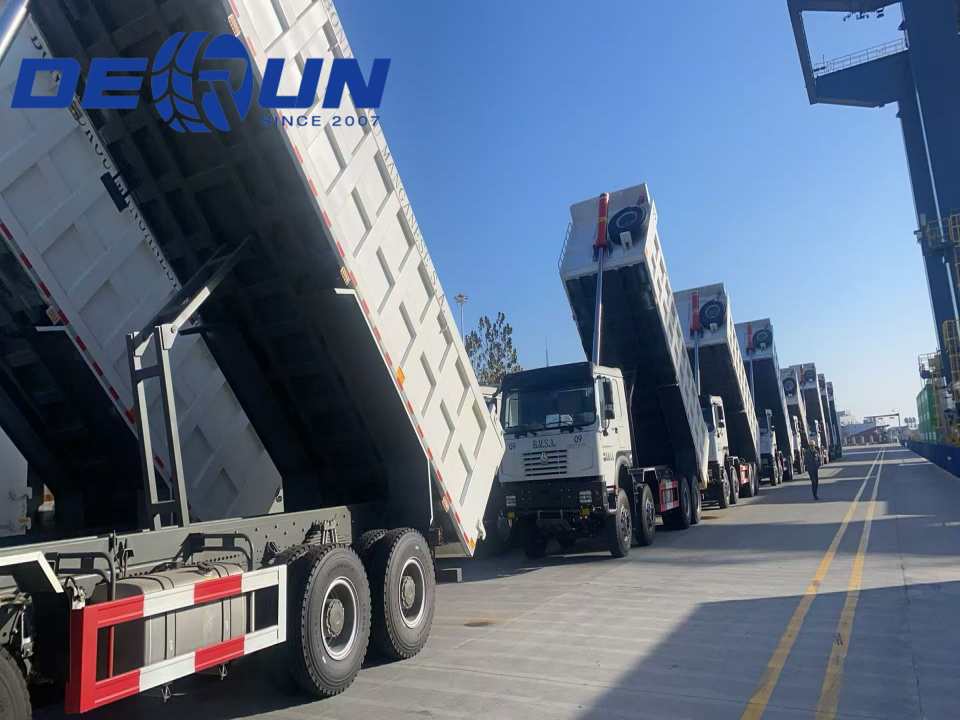 10 самосвалов Sinotruk Howo уже прибыли в порт и готовы к отправке. 10 самосвалов Sinotruk Howo уже прибыли в порт и готовы к отправке.
