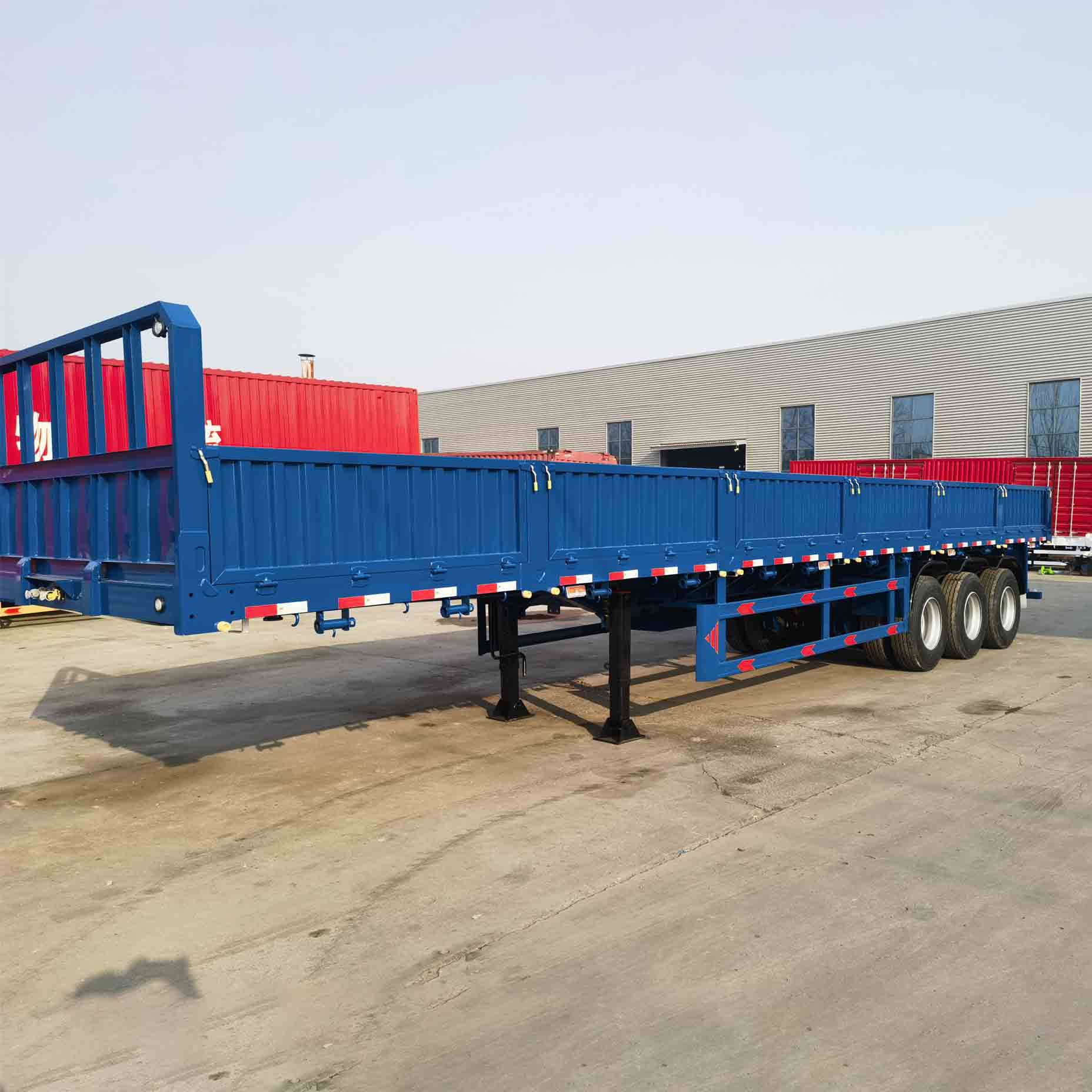 Трехновый полуполосный трейлер Derun Three-Axle Dropside, предназначенный для Алжира